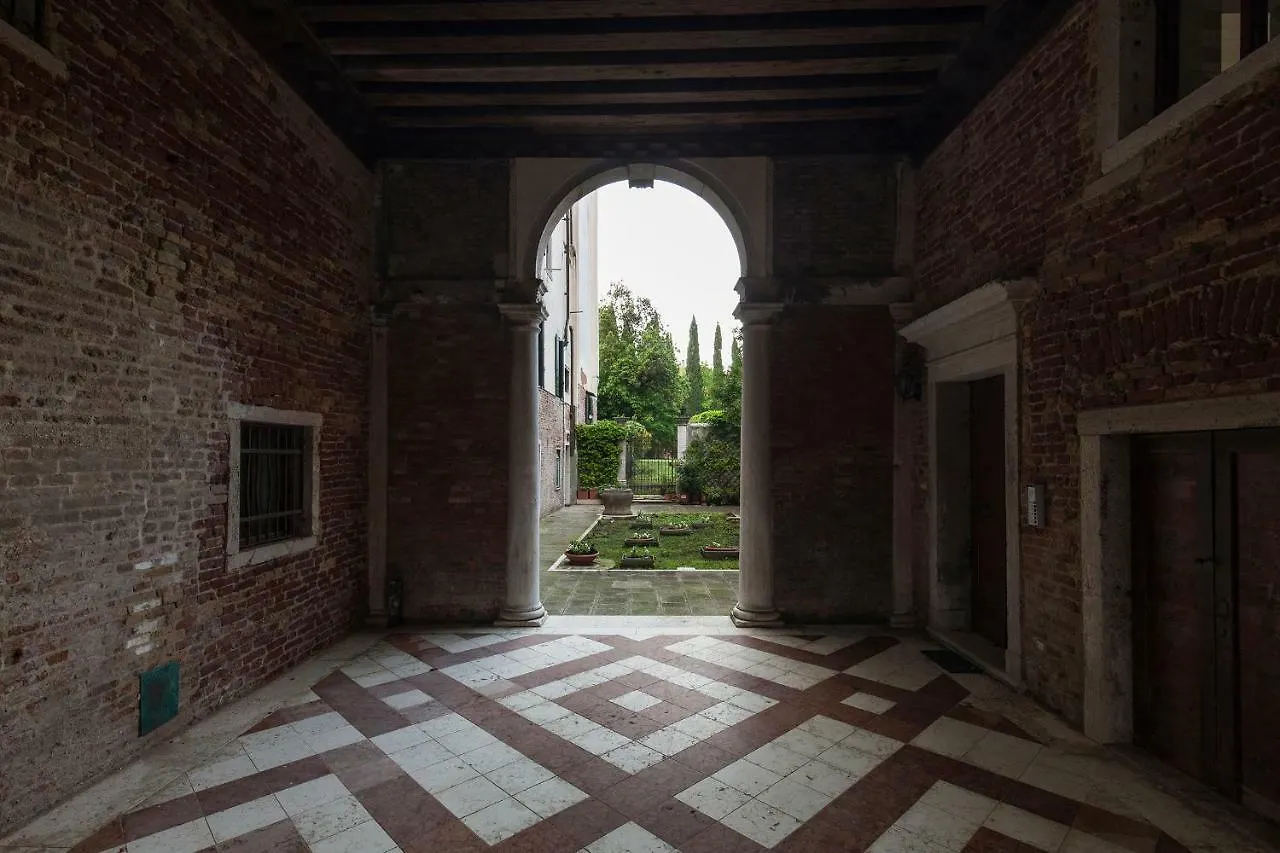 Appartamenti Inside Palazzo Foscarini