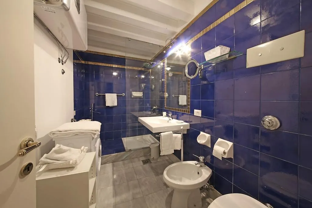 Appartamenti Palazzo Foscarini . Venezia